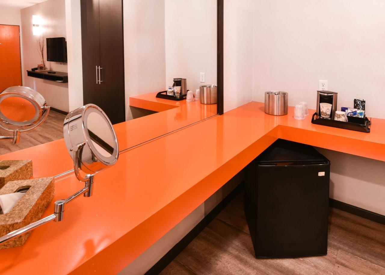The Tangerine - A Burbank Hotel Eksteriør bilde